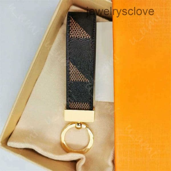 Quality Keychain Classic High Exquisite Luxury Designer Car Keyring Zinc Alloy Letter Unisex Lanyard Gold Black Metal Small Jewelry