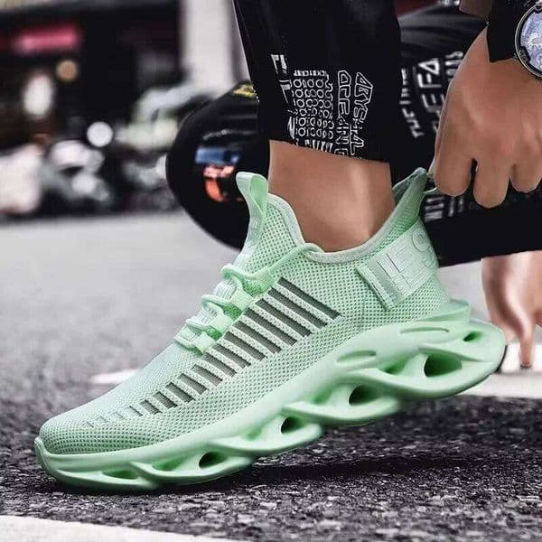 Men's New Style Physical Training Running Shoes Breathable Liberating Both Men Women Same Mesh Surface Anti Slip Sneakers