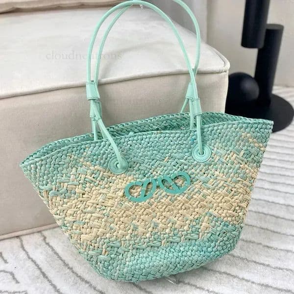 Designer Bag Tote Bag Straw Beach Bag Large Capacity Beach Tote Stylish Woven Travel Handbag Summer Vacation Hand bag for Women