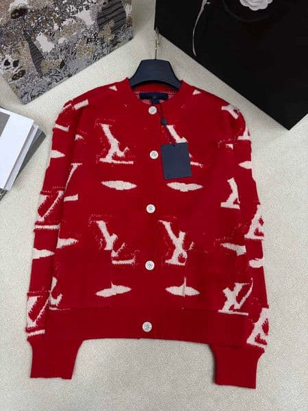 Womens Sweaters Designer 26ss Early Spring New Knitted Round Neck Cardigan Brand Letter Pattern Contrast Color Jacquard Decorative Letter Button Decorative Fashi