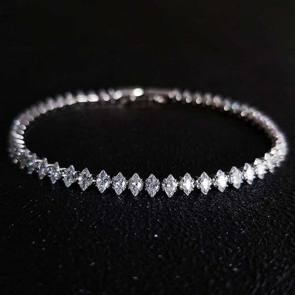 2024 New Marquise Oval Square Cut Luxury Silver Color on Hand Tennis Bracelet Bangle for Women Party Gift Jewelry S7062 Z260225