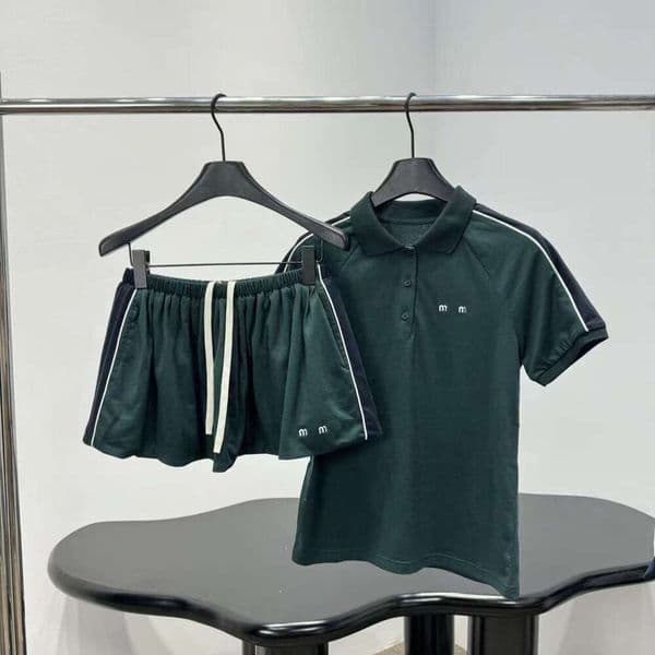 Designer M's Women's Clothing 26 Spring New Fashion Embroidered Polo Collar T-Shirt Top And Elastic Waist Short Skirt Set For A Youthful Look 3fb2