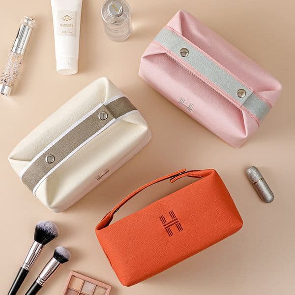 Designer Wash Simple Portable Waterproof and Dustproof Travel Storage Large Capacity Canvas Handheld Cosmetic Bag