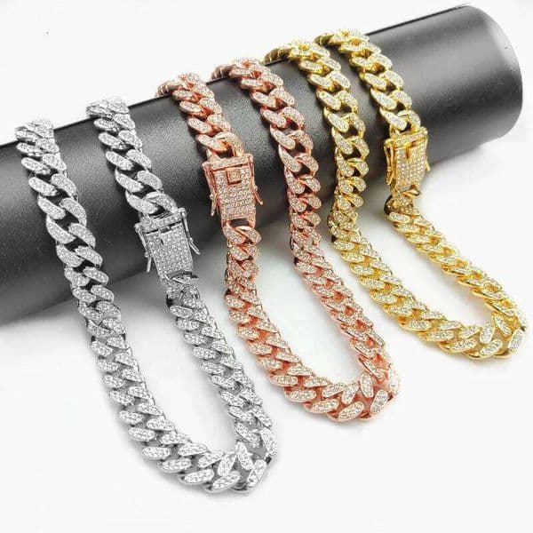 Luxury 18K Gold Plated Chain Dog Collar for Small Medium Large Dogs 12MM Hip Hop Cuban Link Rhinestone Necklace Jewelry C260228