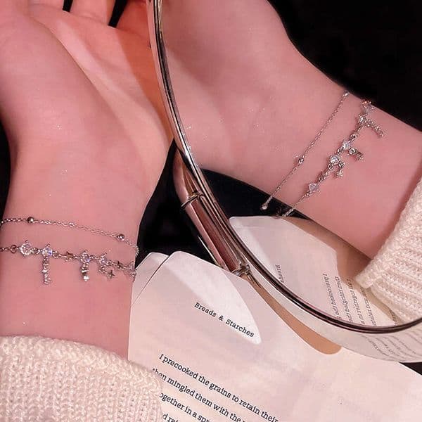 Designer Jewelry Luxury Jewelry Korean-Style Ultra-Feminine Micro-Inlaid Zircon Bracelet For Women, Light Luxury, Elegant, High-End Star Bracelet, Fashionable A