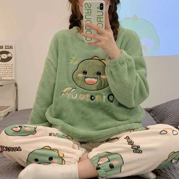 Large Size Thickened Warm Sleepwear for Winter Flannel Women Nightwear Homewear Ladies Cartoon Pajamas Loungewear Two-Piece Suit L260525