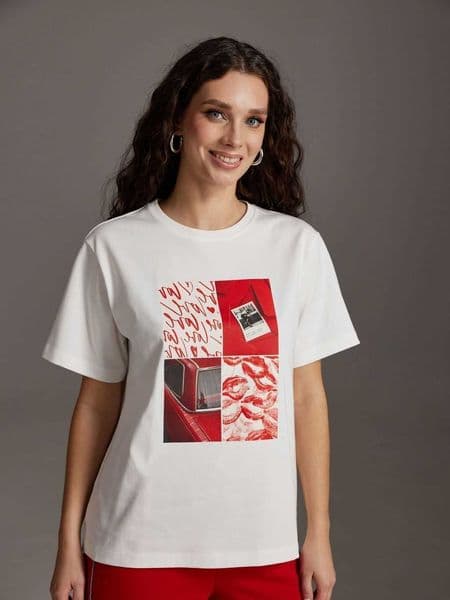 European And American 100 Cotton Summer Retro High Street Red Themed Poster Pattern INS Fashionable Womens Round Neck T-shirt D260601