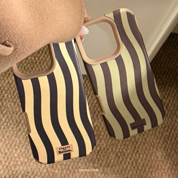 Striped Vintage Wavy Leather Texture Phone Case For iPhone 17 Air 16 15 14 13 12 11 Pro Max Plus Shockproof Protective Cover Z260601