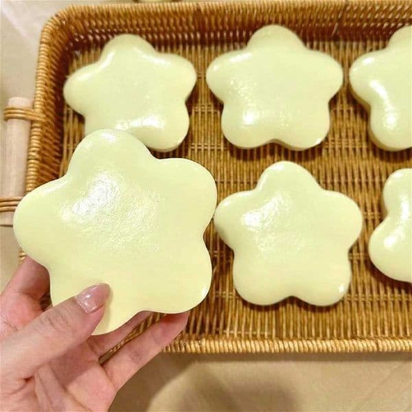 Squishy Star Fidget Toy Yellow Slow Rising Pinch Stress Relief Squeeze Toy Sensory Soft Slow Rebound Decompression Fidget Toys Z260601