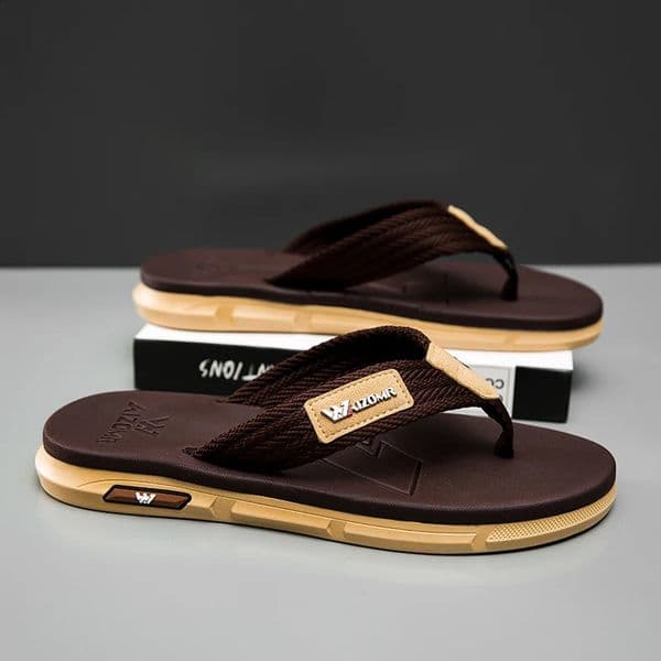 Summer 2026 fashion mens slip-resistant woven moccasin sandals comfortable durable casual beach-ready slippers 260601