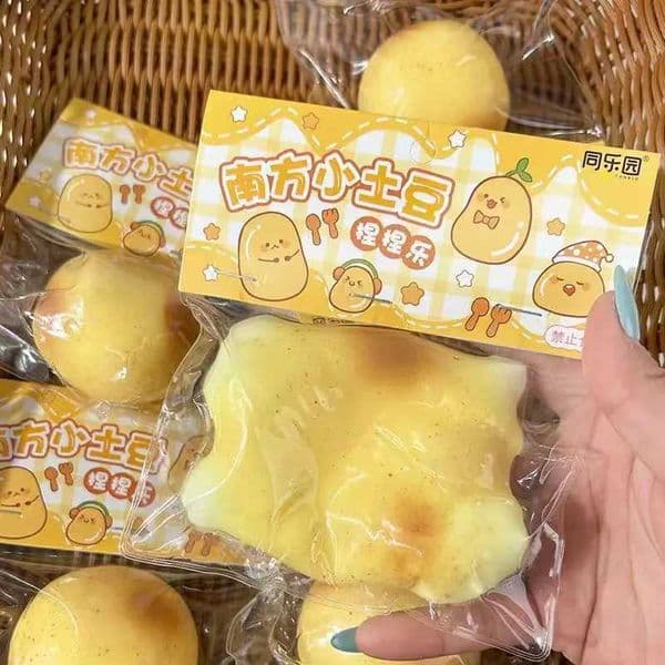 Simulation Creativity Funny Potato Kneading Toy Slow Rebound Ins Small Fresh Pinch Children Decompression Toys Hand Relax Gifts Z260602