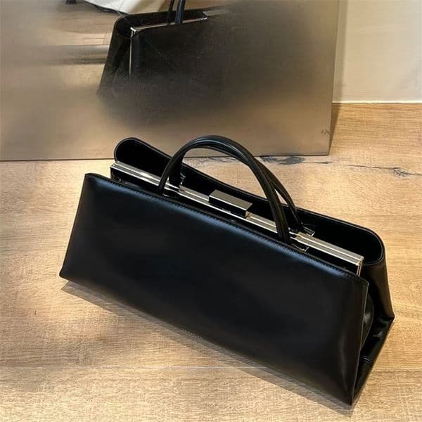 y Leather Handbag For Women High-end Hardware Magnetic Suction Clip n Elegant Minimalist Shoulder Underarm Bag Purse 260525ww