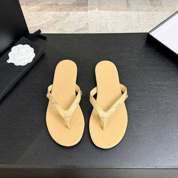Women Thin Flats Flip-flops Designer Outdoor Leisure Shoes Classic Retro Solid Color With Dust Bags Casual Shoes
