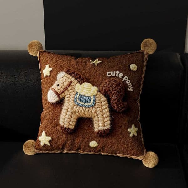 low Throw Cute 45x45cm Pony 60x60cm Korean Style Square Cushion with P Ps Embroide Horse Decor for Sofa Bedro Bedside Lumbar port Y260601