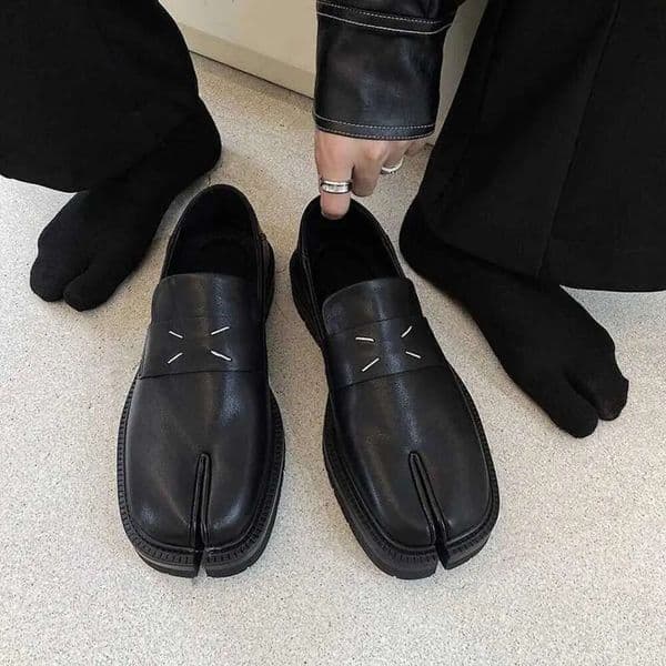 Designer Maisonlys Margeila Shoes 2026 Mm6 New Style Split Toe Shoes Mens Ankle Boots Women Casual Flat Shoes Genuine Leather Lace Up Thick Sole Tabi Loafers 18E