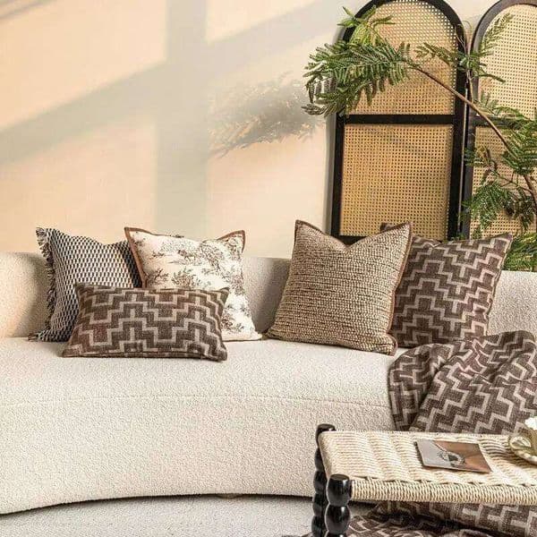 Design Luxury Cushion Cover 30x50 45x45 50x50cm Brown Checkered Fringe Tassel Pillowcase For Home Hotel Bed Living Room Sofa 26L0603 pillowcase