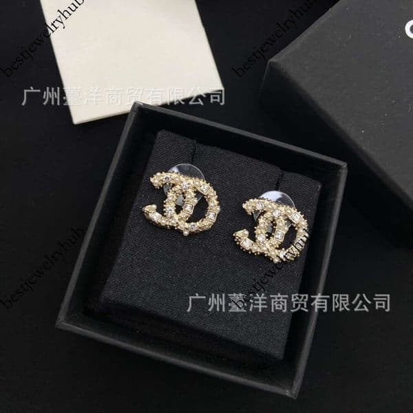 Designer Channel Style cc High Version Benchmark Double C Square Dia Pearl for Women Trendy Fashion Versatile Little Style Earrings