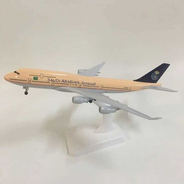 JASON TUTU 20CM Saudi Arabian Boeing 747 Aircraft Model Planel Airplane Diecast Metal 1/300 Scale Planes Collect Gifts L260603H9VV
