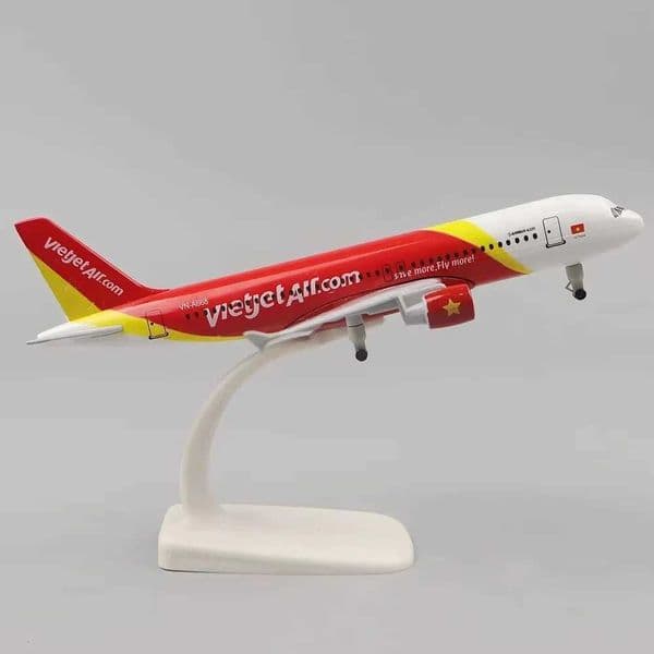 20cm Vietjet A320 Metal Plane Metal Toy 1 400 Scale Replica Alloy Airplane Model Toy With Landing Gear Collection Plane Gift L260603TGTC
