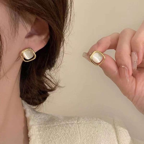 Designer Jewelry Luxury Jewelry S925 Silver Needle High-End Cat's Eye Stone Earrings For Women, Popular Geometric Earrings, Vintage Simple Ear Accessories Wholesale