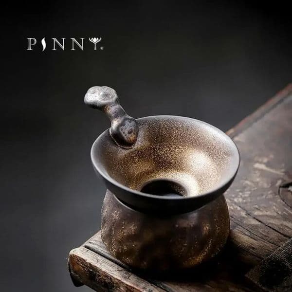 Luxury Designer PINNY Ceramic china Retro dinnerware Gold Strainers Japanese Style Pottery Glaze Kung Fu Tea Accessories Vintage Drinkware Free Ship 9