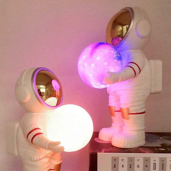 Bluetooth Astronaut Wireless Speaker Starry Sky Speaker Subwoofer Night Light Desk Decoration Creative Gift for Astronaut Fans L260604