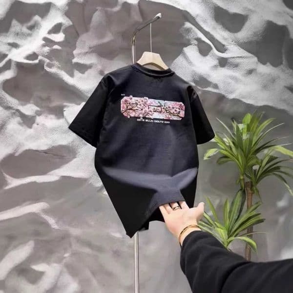 Designer Luxury 2026 New Mens Cherry Blossom Letter Print T-shirt Summer Casual Sport Fashion Outdoor Versatile Strtwear Cotton Short Slve D260604