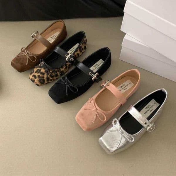 Celebrity Square Internet Toe Womens Autumn New Flat Bowknot Single Ballet Silver Belt Buckle Mary Jane Shoes S260602