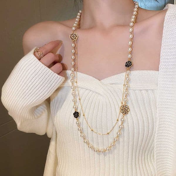 Multi-layer Temperament Style Small Fragrant Pearl Necklace Womens Light Luxury Niche High-end Long Sweater Chain Versatile Autumn and Winter Accessories L260604