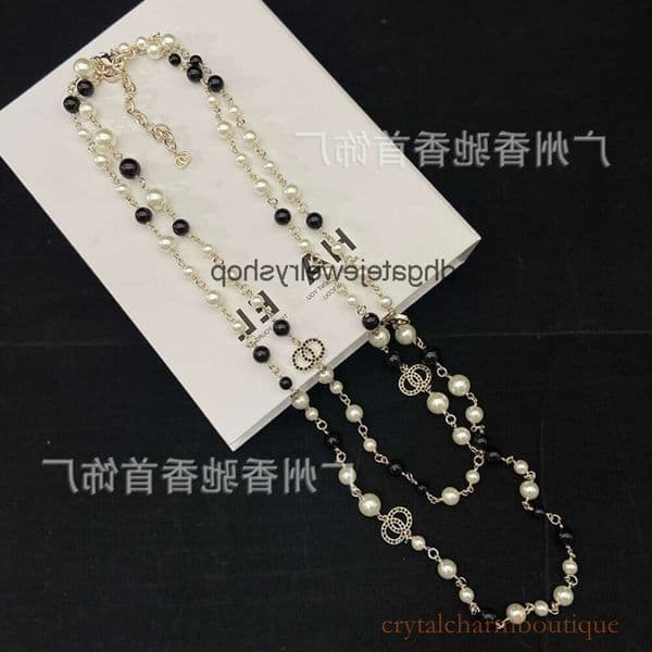 Designer Jewelry channels necklace Black and white pearl diamond-studded long sweater chain necklace for women cc necklace