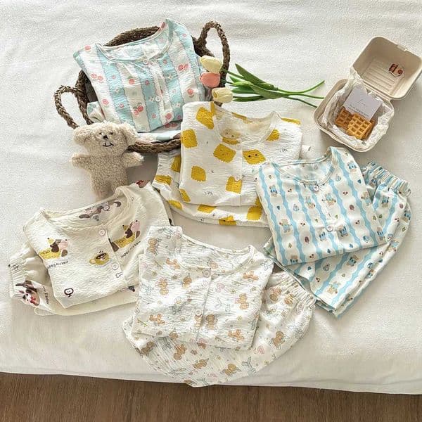 Pajamas Summer New Childrens Clothing Korean Style Boys and Girls Short Sle Print Two Pieces Set Casual J260604