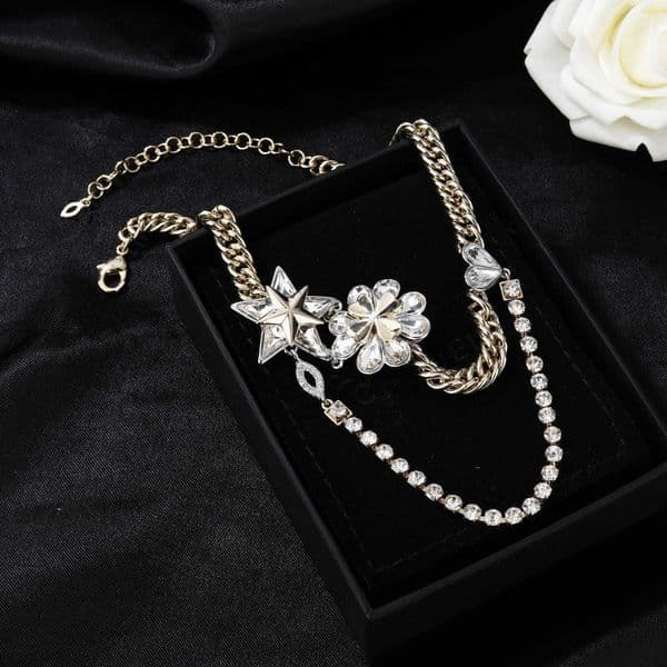 Designer Luxury Two Layer Choker Necklace Star Flower Heart Crystal Inlay Thick Curb Chain Adjustable Womens Fashion Statement Neck Jewelry 060526