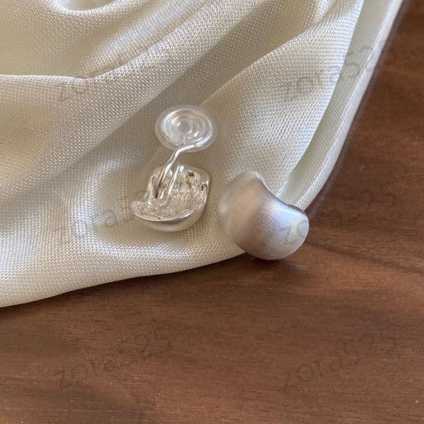 earrings for wamen earrings hoop earrings gold earrings simple style casual wear trendy design valentines day gift for him wear easy to wear graduation gift for girls
