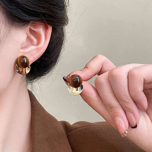 Designer Jewelry Luxury Jewelry French-Style Maillard Brown Earrings For Women, Autumn Winter, High-End Vintage Earrings, Fashionable And Versatile