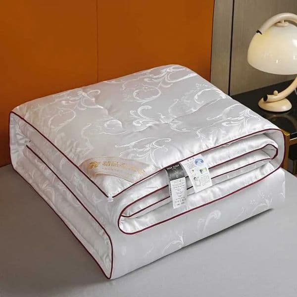 2026 New Handmade Quilt cologne With Mulberry Silk Comfortable Bed Cover For perfume Spring Summer Autumn And Winter Free Shipping 31