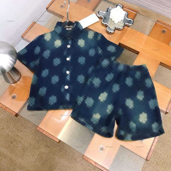 Luxury baby T-shirt set girls boys tracksuits kids designer clothes Handbag pattern Short-sleeved jacket and Jeans shorts A162X05N146