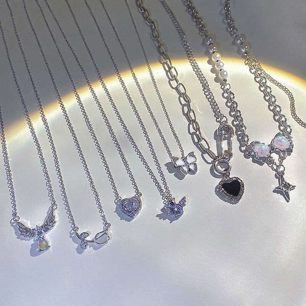 Designer Jewelry Luxury Jewelry Korean Silver Titanium Steel Necklace For Women, Versatile And High-End, Niche Pearl Butterfly Pendant Collarbone Chain Je