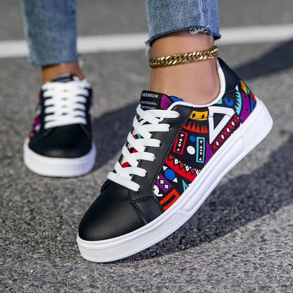 YRZL Womens Casual Sneakers Lightweight Skateboard Shoes for Men Soft Sole Comfortable Walking Shoes Unisex Fashion Sneakers 260605