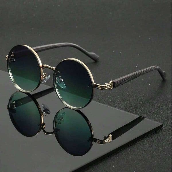 Designer Sunglasses A Pair Of Round Black Glasses Suitable Both Men Women, With A Retro Punk Style, Perfect For Photography, Parties, And Da 4f8e4