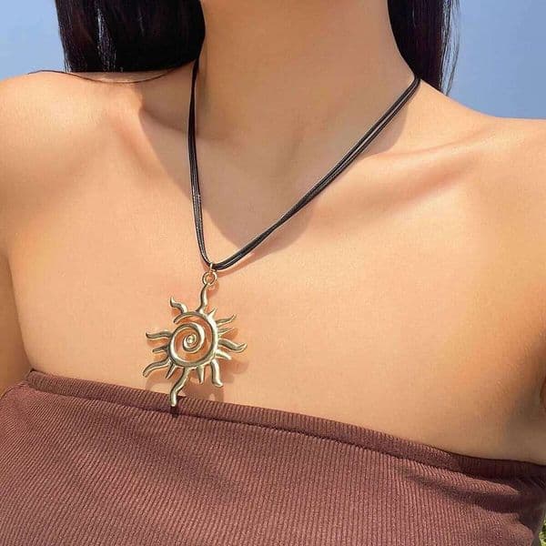 Ingemark Vintage Hollow Geometry Metal Pendant Necklace Women Trendy Creative Adjustable Rope Neck Accessories Party New Jewelry