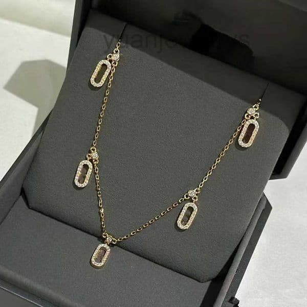 Designer Jewelry High Version Three Diamond Sliding Necklace Fashionable And Personalized Hollow Dynamic Full Pendant Collar Chain Bracelet Gold 2025