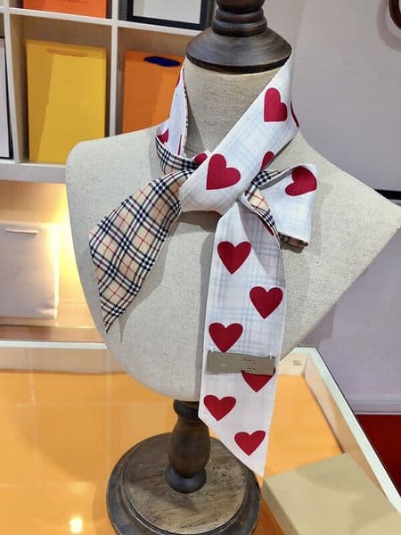 Fashion Designer Womens Scarf Handbag scarf Retro and womens scarves multi-color selection