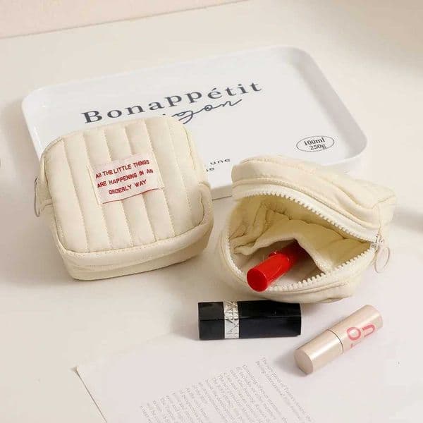 Designer Square Korean Mini Cosmetic Cute Bag Women Portable Earphones Lipstick Sanitary Napkins Storage Pouch Small Makeup Zipper Bags J260608