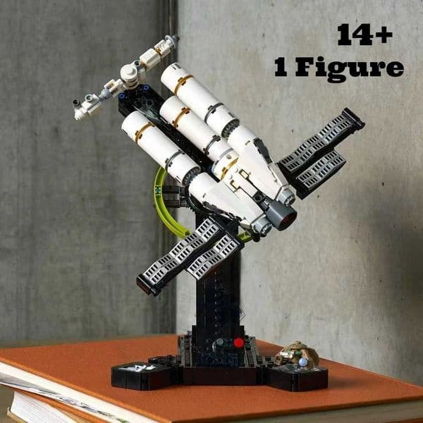 MOC 830PCS Interstellar Project Spaceship Building Blocks Set 11389 Sci-Fi Space Vehicle Brick Desktop Decor Gift for Adt Fans J260609