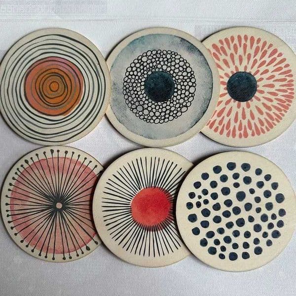 patterned 6 printed sets of circular wooden anti-slip coasters suitable for theme party decoration anti-slip coastersR260609