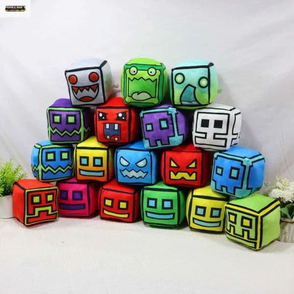 Geometry Dash Cube Plush Toys Small Pillow Stuffed Plushie Doll Square Pendant Game Cute Home Decor Children Birthday Gift L260609OSUB