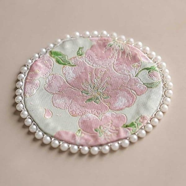 Vintage Pearls Edge Coaster Elegant Flower Tabletop Protection Brocade Cup Mat Non Slip Cloth Teapot Mat Photography PropsR260609