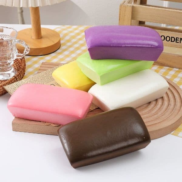 Pu slow rebound toy Sticky hand kneaded rectangular bread Internet celebrities The same type of decompression toy simulation and other soft touch-NF