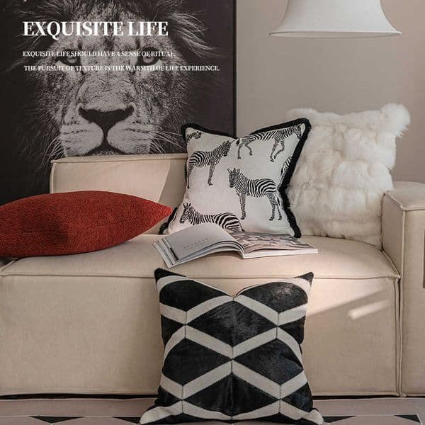 2023 New French Style High-End Living Room Sofa Cushions and Pillow Set Zebra Pattern Black and White L260606