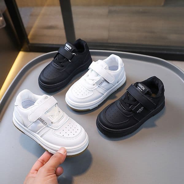 Kids Shoes Youth Sneakers PU Leather Flat Comfortable Black White Casual Sport Shoes Kidsnest Toddler Tennis Skateboard Shoes for Boy Girl Big Sizes US5C-US6Y